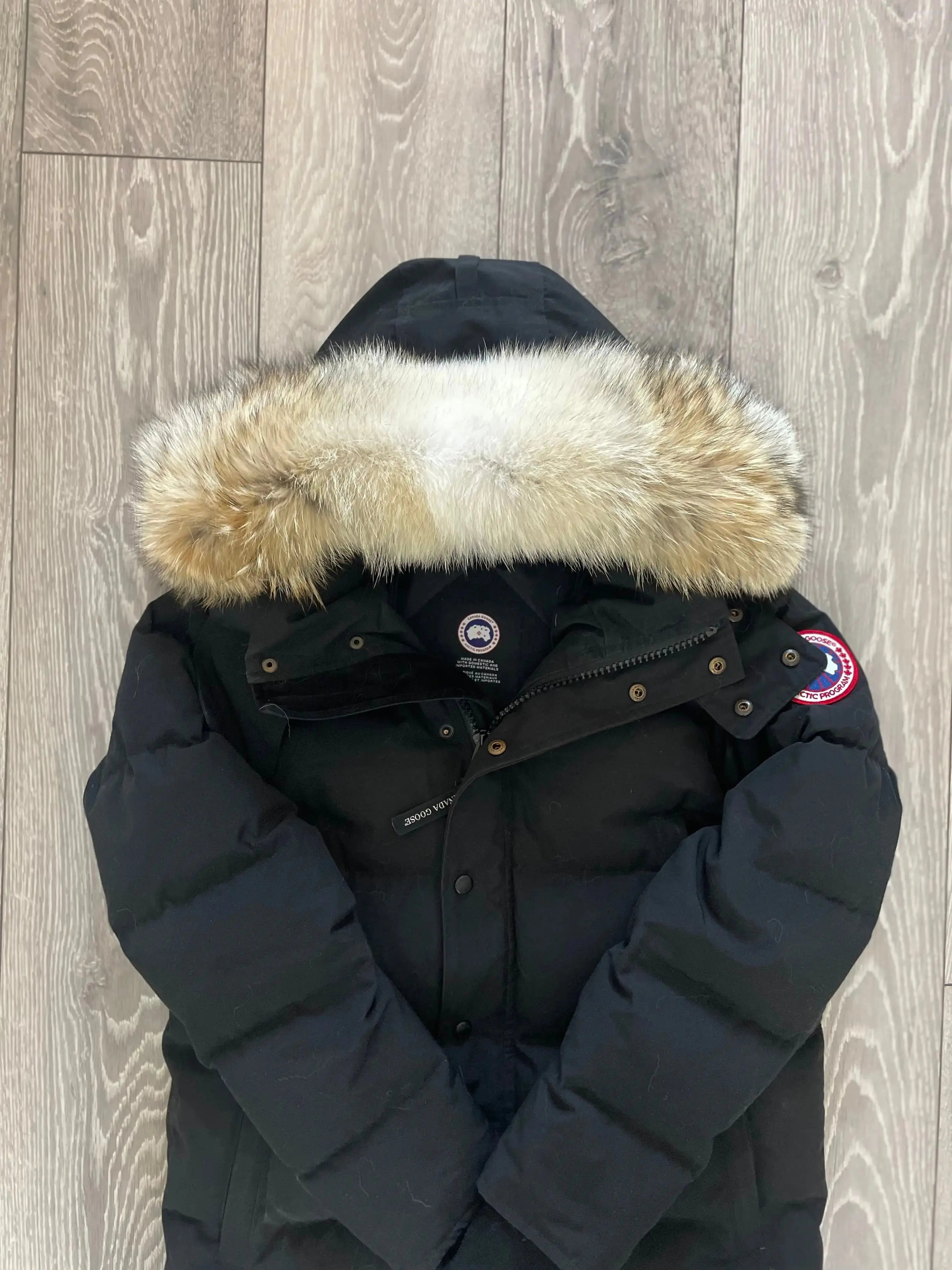 Canada Goose Coyote Fur Trim